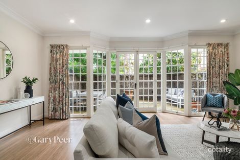 Property photo of 2/1A Carnarvon Road Caulfield North VIC 3161