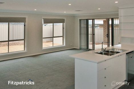 Property photo of 2/82 Brindabella Drive Tatton NSW 2650