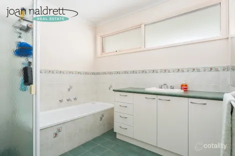 Property photo of 14 Roseland Road Wodonga VIC 3690