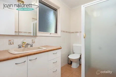 Property photo of 14 Roseland Road Wodonga VIC 3690