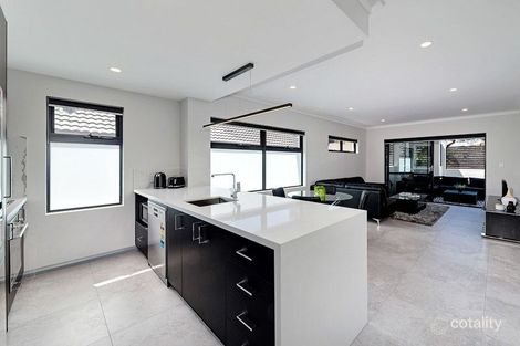 Property photo of 1/17 Methuen Way Duncraig WA 6023