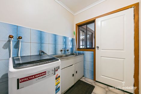 Property photo of 94 Neale Road Deer Park VIC 3023