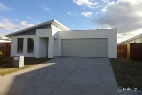 4/6 Pendraat Pde, Hope Island, QLD 4212