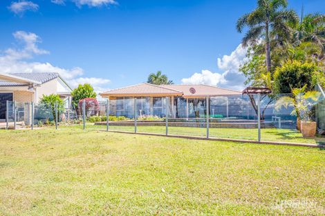 14 Howard Ct, Sandstone Point, QLD 4511