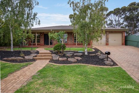 32 Columbia Cres, Modbury North, SA 5092