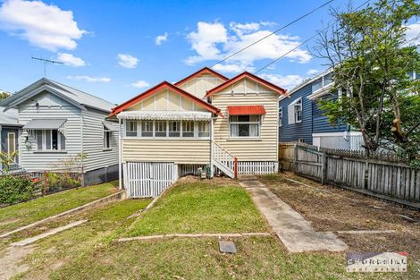 33 Fifth Ave, Kedron, QLD 4031
