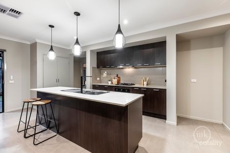 Property photo of 68 Mollison Drive Doreen VIC 3754