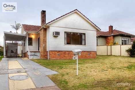 42 Lovell Pde, Shortland, NSW 2307
