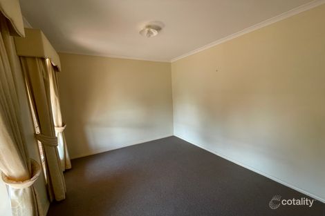 Property photo of 33 Machair Drive Point Cook VIC 3030