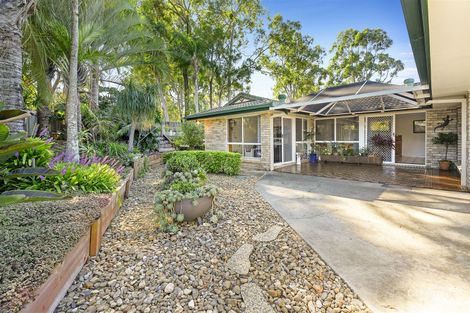 Property photo of 4 Mitre Place Molendinar QLD 4214