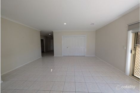 Property photo of 42 Woodlea Crescent Craigieburn VIC 3064