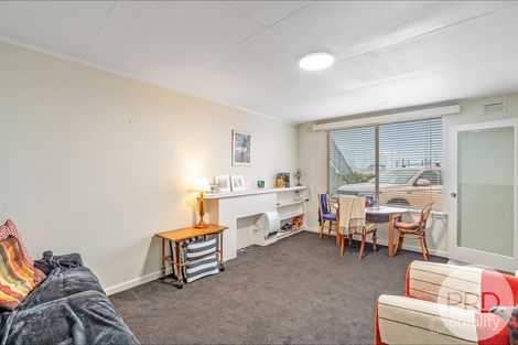 2/50 Marieville Esp, Sandy Bay, TAS 7005