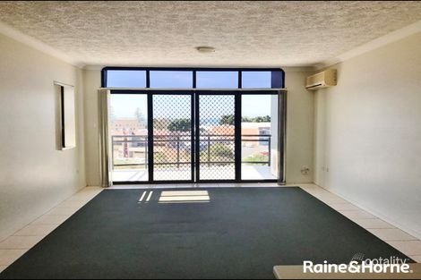 Property photo of 11/33 Humpybong Esplanade Redcliffe QLD 4020