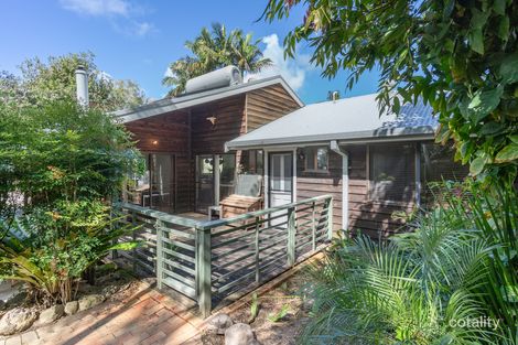 Property photo of 9 Inderwong Avenue Ocean Shores NSW 2483