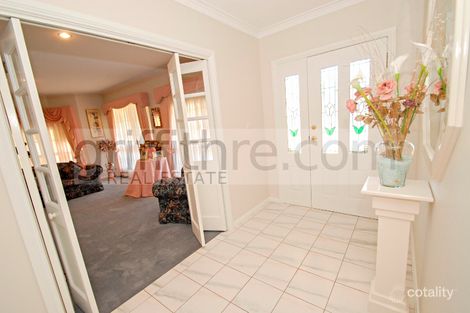 Property photo of 2 Reading Place Griffith NSW 2680