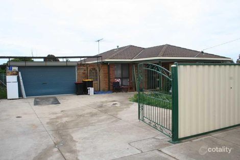 4 Troups Rd, Rockbank, VIC 3335