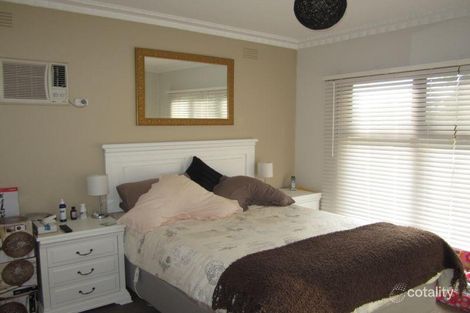 Property photo of 13 Macarthur Avenue Hamlyn Heights VIC 3215