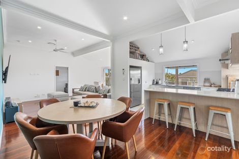 Property photo of 17 Allden Avenue Labrador QLD 4215