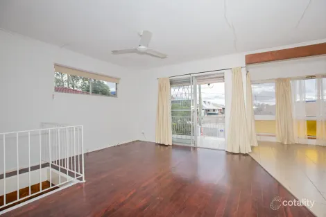Property photo of 108 Hyde Road Yeronga QLD 4104