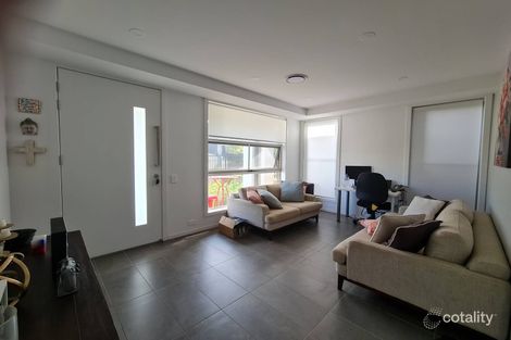 Property photo of 24 Indigo Crescent Denham Court NSW 2565