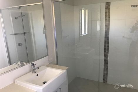 Property photo of 41 Noipo Crescent Redlynch QLD 4870