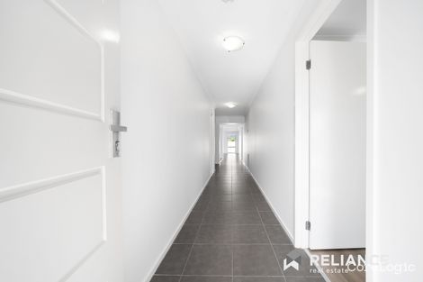 Property photo of 25 Billabong Crescent Tarneit VIC 3029