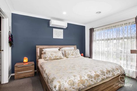 Property photo of 39 Kershope View Clyde North VIC 3978