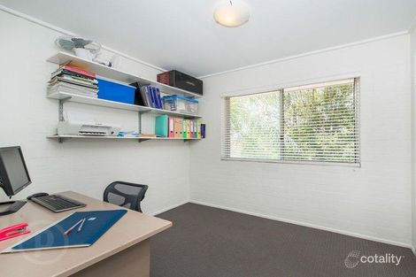 Property photo of 1/25 Barradine Street Greenslopes QLD 4120