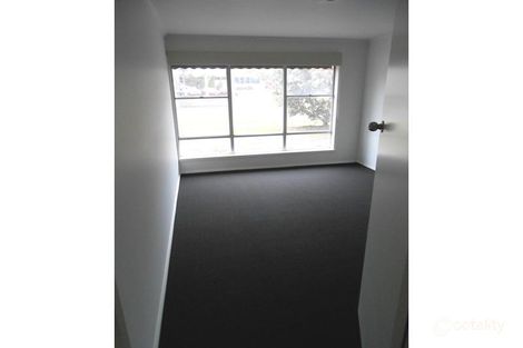 Property photo of 41 Robertson Drive Mornington VIC 3931