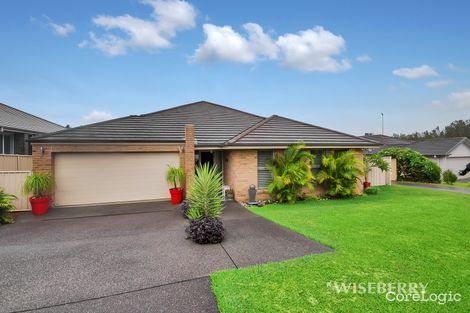 Property photo of 18 Bellevue Place Black Head NSW 2430