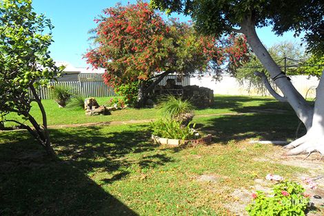 24 Breaden Dr, Cooloongup, WA 6168