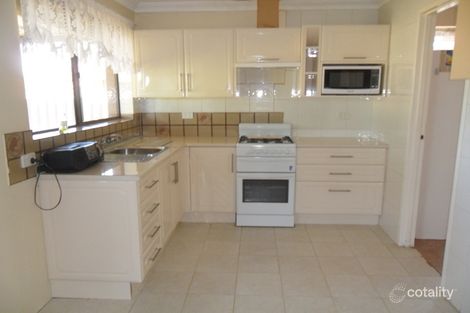 Property photo of 24 Breaden Drive Cooloongup WA 6168