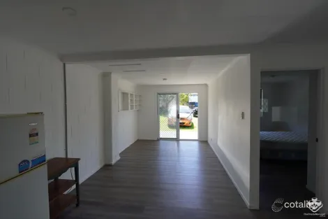 Property photo of 94 Johnston Street Southport QLD 4215