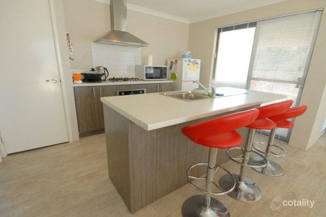 27 Elmsett Way, Girrawheen, WA 6064
