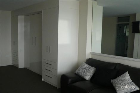 Property photo of 94/2-4 East Crescent Street McMahons Point NSW 2060