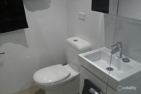 Property photo of 94/2-4 East Crescent Street McMahons Point NSW 2060