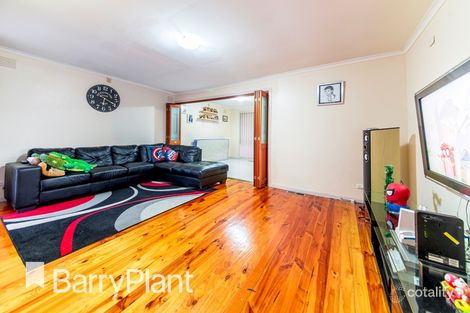 Property photo of 8 Balnarring Drive Kings Park VIC 3021