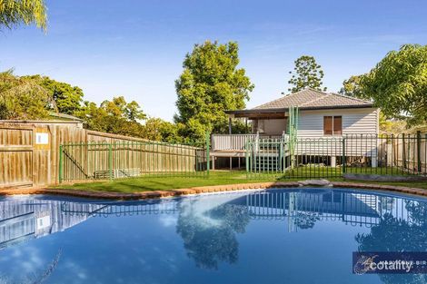 136 Norman Ave, Norman Park, QLD 4170