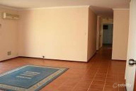 Property photo of 8/27 McAlinden Close Noranda WA 6062