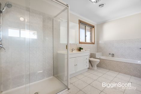 Property photo of 1/532 Waverley Road Mount Waverley VIC 3149
