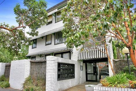 6/40 Ormond Rd, Elwood, VIC 3184