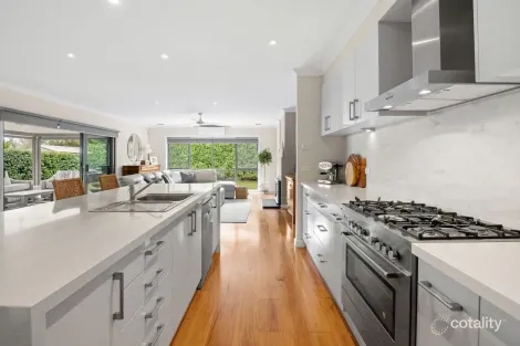 Property photo of 29 Crestwood Drive Rosebud VIC 3939