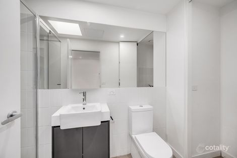 Property photo of 207/5 Zenith Rise Bundoora VIC 3083