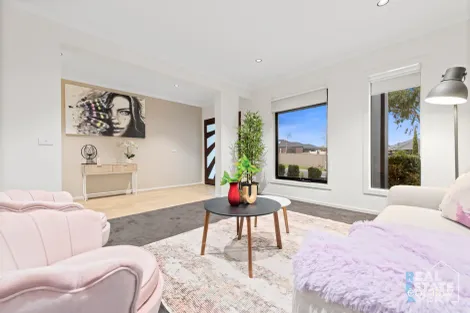 Property photo of 7 Davidson Street Pakenham VIC 3810