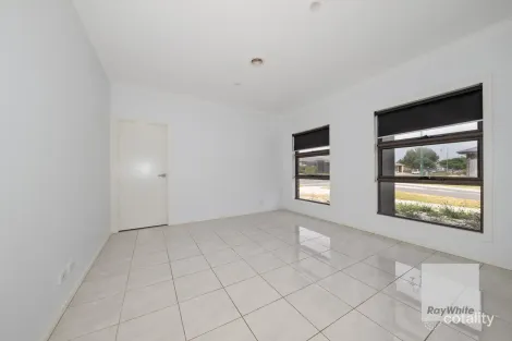 Property photo of 2 Blueleaf Place Brookfield VIC 3338