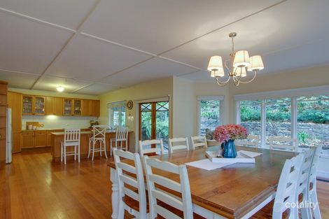 Property photo of 36 Lakeside Drive Emerald VIC 3782