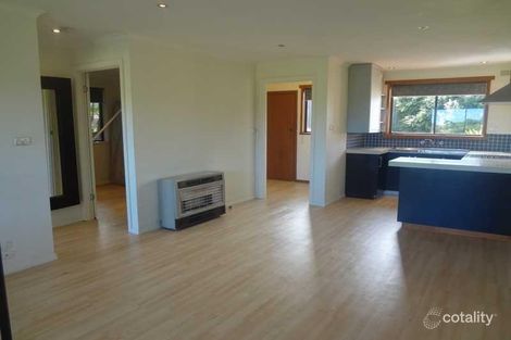 Property photo of 1/108 Hickford Parade Warrnambool VIC 3280