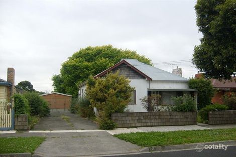 18 Waratah St, Thomastown, VIC 3074