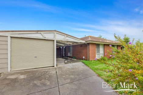 Property photo of 17 Thames Boulevard Werribee VIC 3030