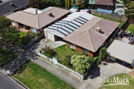 Property photo of 17 Thames Boulevard Werribee VIC 3030